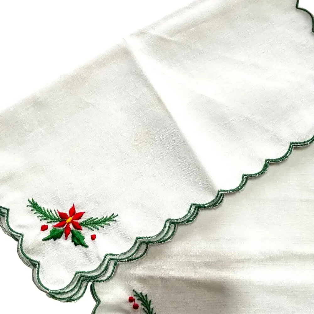 Vintage Christmas Set 4 placemat & napkins red embroidery poinsettias & greenery